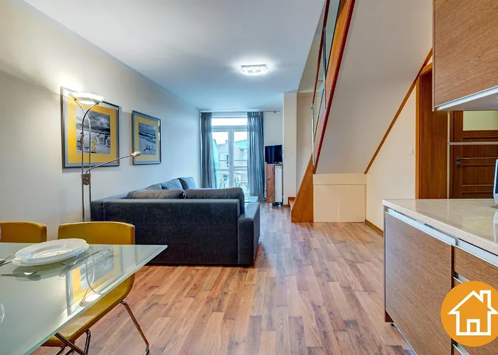 Mistral - Visitopl * سفينويتشي